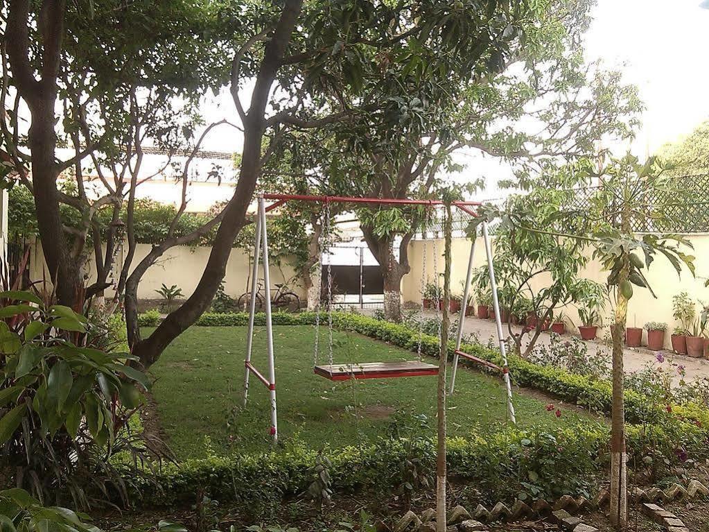 Amraai Homestay Rishīkesh Εξωτερικό φωτογραφία